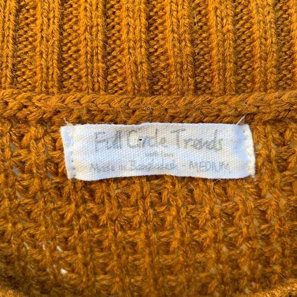 Full Circle Trends Off-Shoulder Sweater - Picture 6 of 7